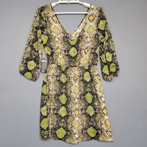 BeBop Dress Womens Small Green Yellow Snake Print 3/4 Sleeve V Neck Mini New - Picture 13 of 15